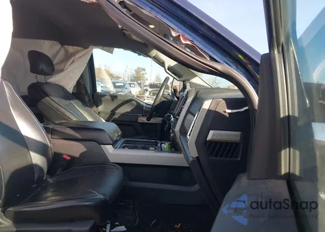 2017 Ford F-250 Lariat из США, поврежденный, VIN 1FT7W2BT9HEB59842